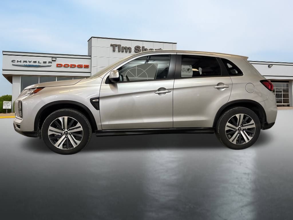 Used 2025 Mitsubishi Outlander Sport ES image 2