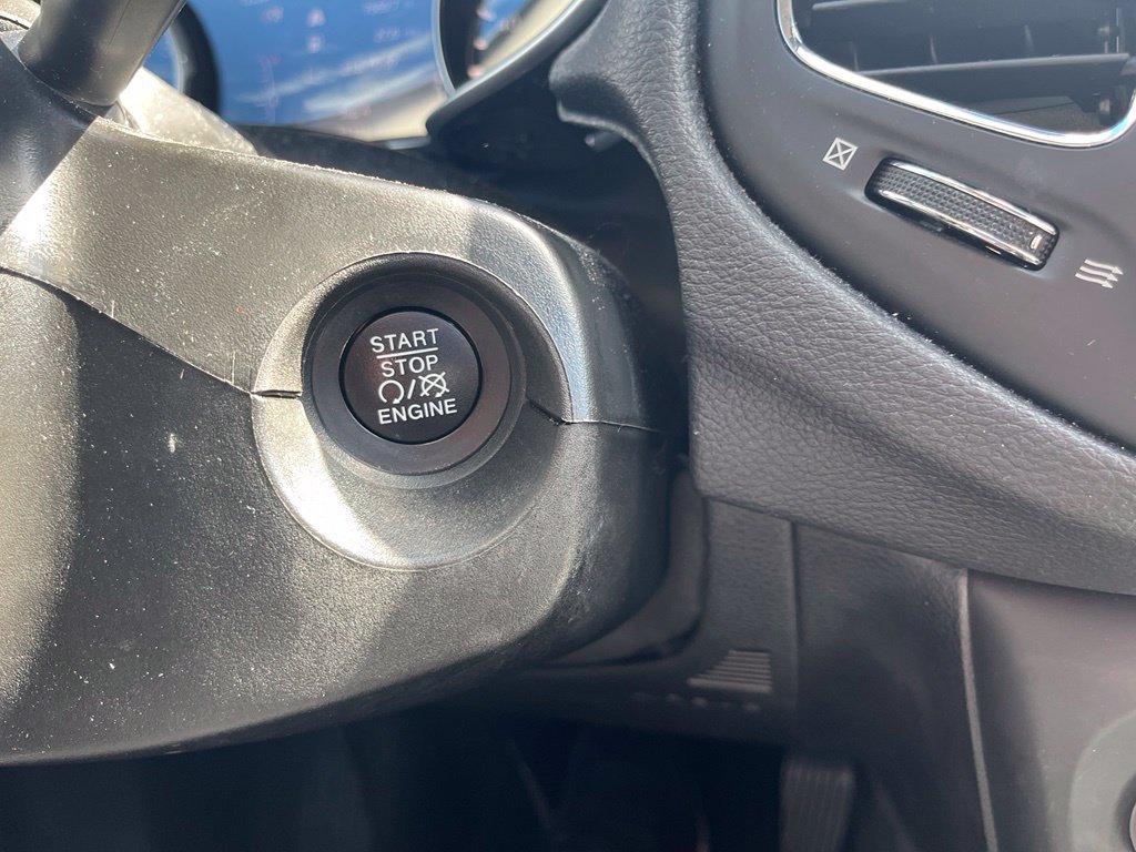 Used 2019 Jeep Compass Sport w/ Tech Group FWD image 13