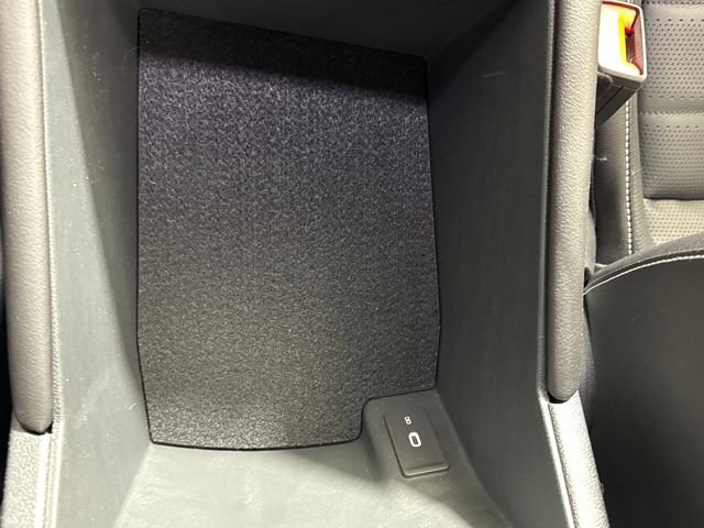 Used 2025 Volkswagen Atlas SEL image 33