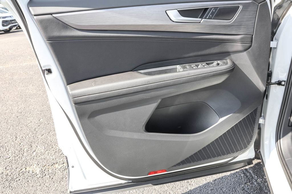 New 2026 Volkswagen Atlas Cross Sport SE AWD/4WD image 31