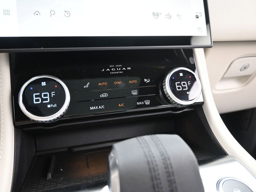 Used 2026 Jaguar F-PACE R-Dynamic S image 25