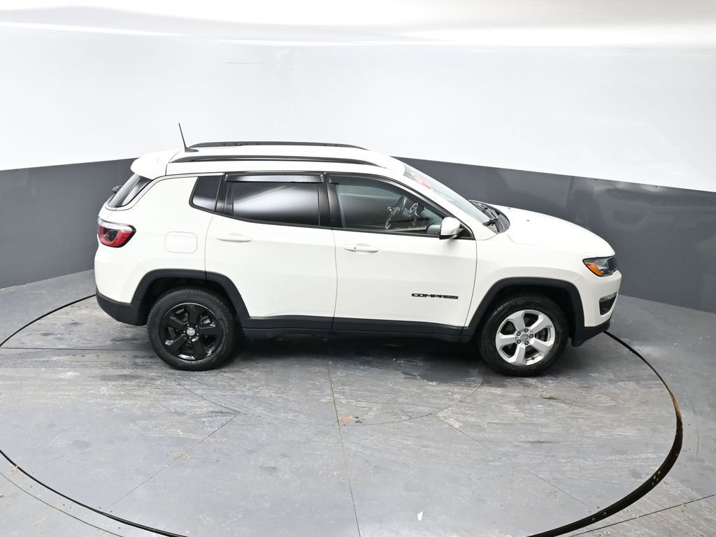 Used 2019 Jeep Compass Latitude w/ Cold Weather Group image 40