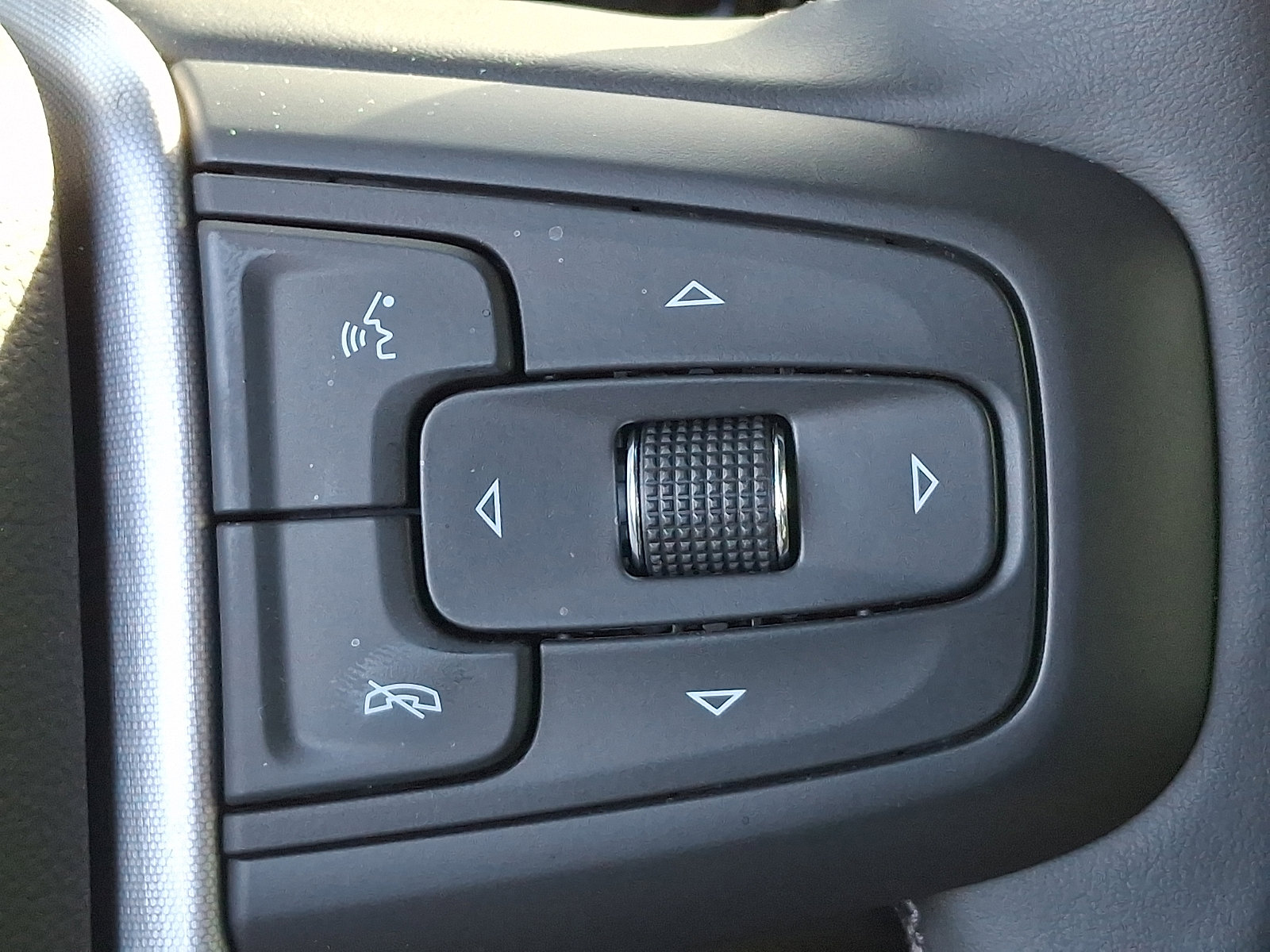 Certified 2025 GMC Sierra 2500 SLT w/ SLT Convenience Package image 23