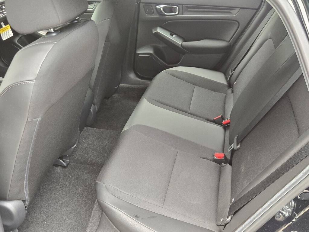 Used 2025 Honda Civic Sport image 11