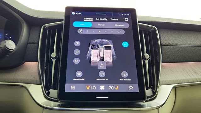 New 2026 Volvo XC90 T8 Ultra w/ Protection Package Premier AWD/4WD image 22