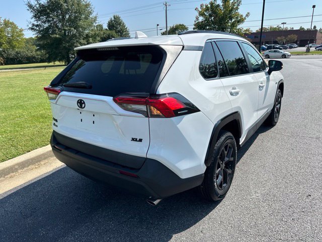 Used 2021 Toyota RAV4 XLE FWD image 16