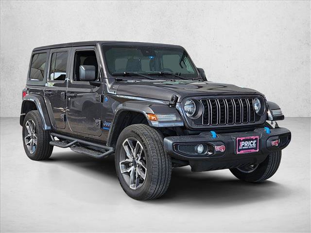 Used 2024 Jeep Wrangler Unlimited AWD/4WD image 3