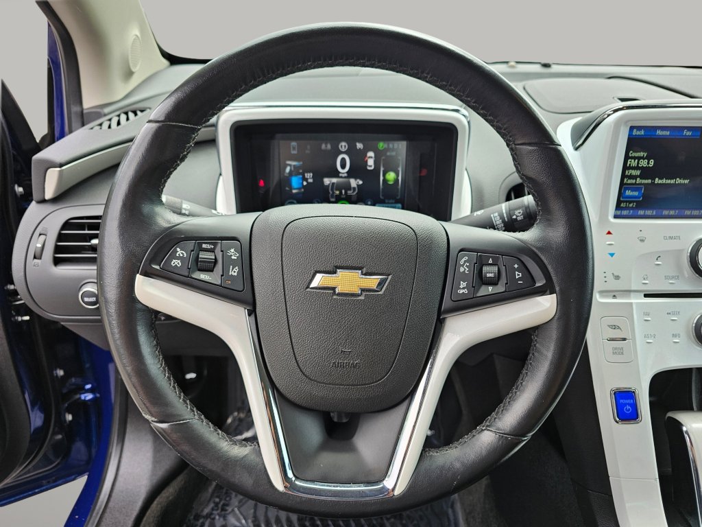 Used 2013 Chevrolet Volt w/ Enhanced Safety Package 2 image 5