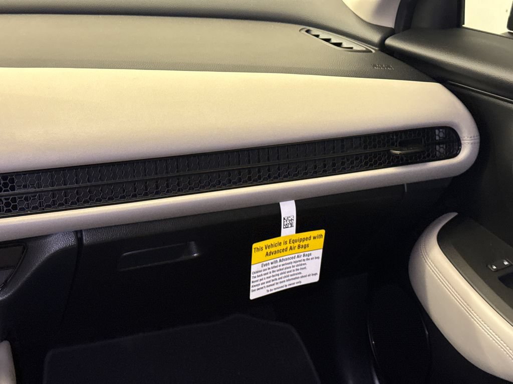 Certified 2025 Honda HR-V LX image 15