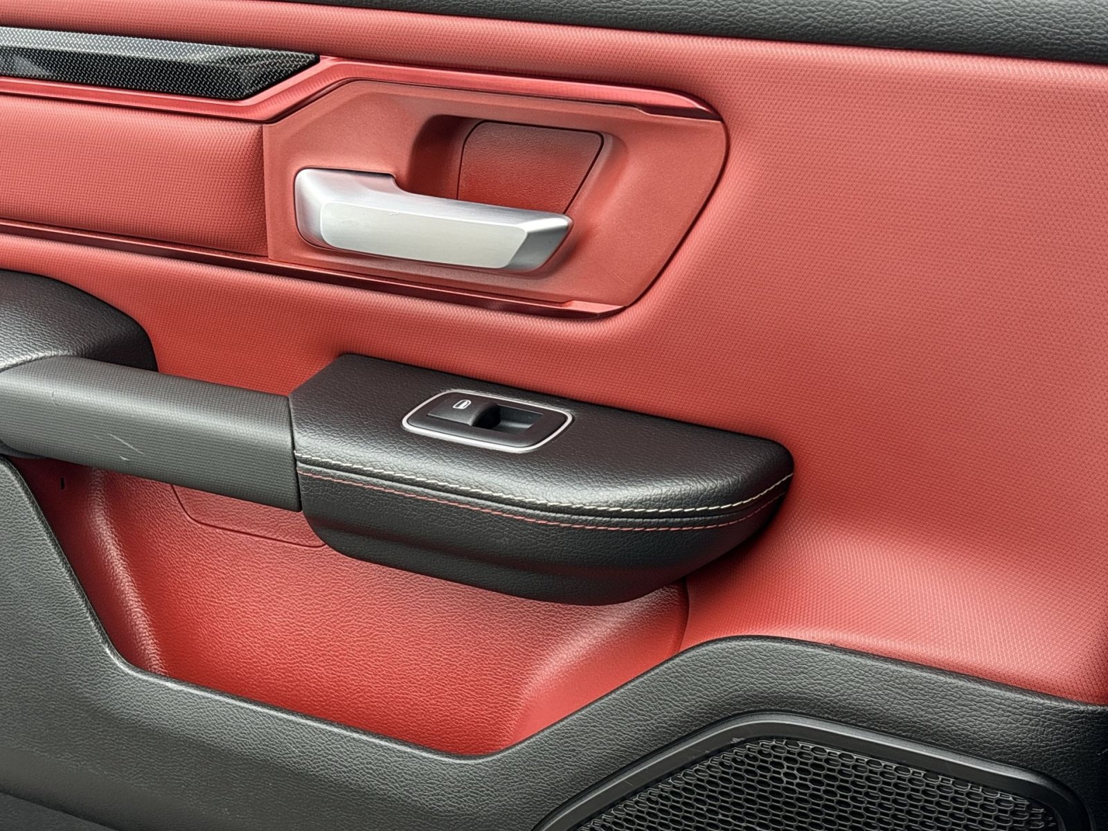 Used 2022 RAM 1500 Rebel AWD/4WD image 25