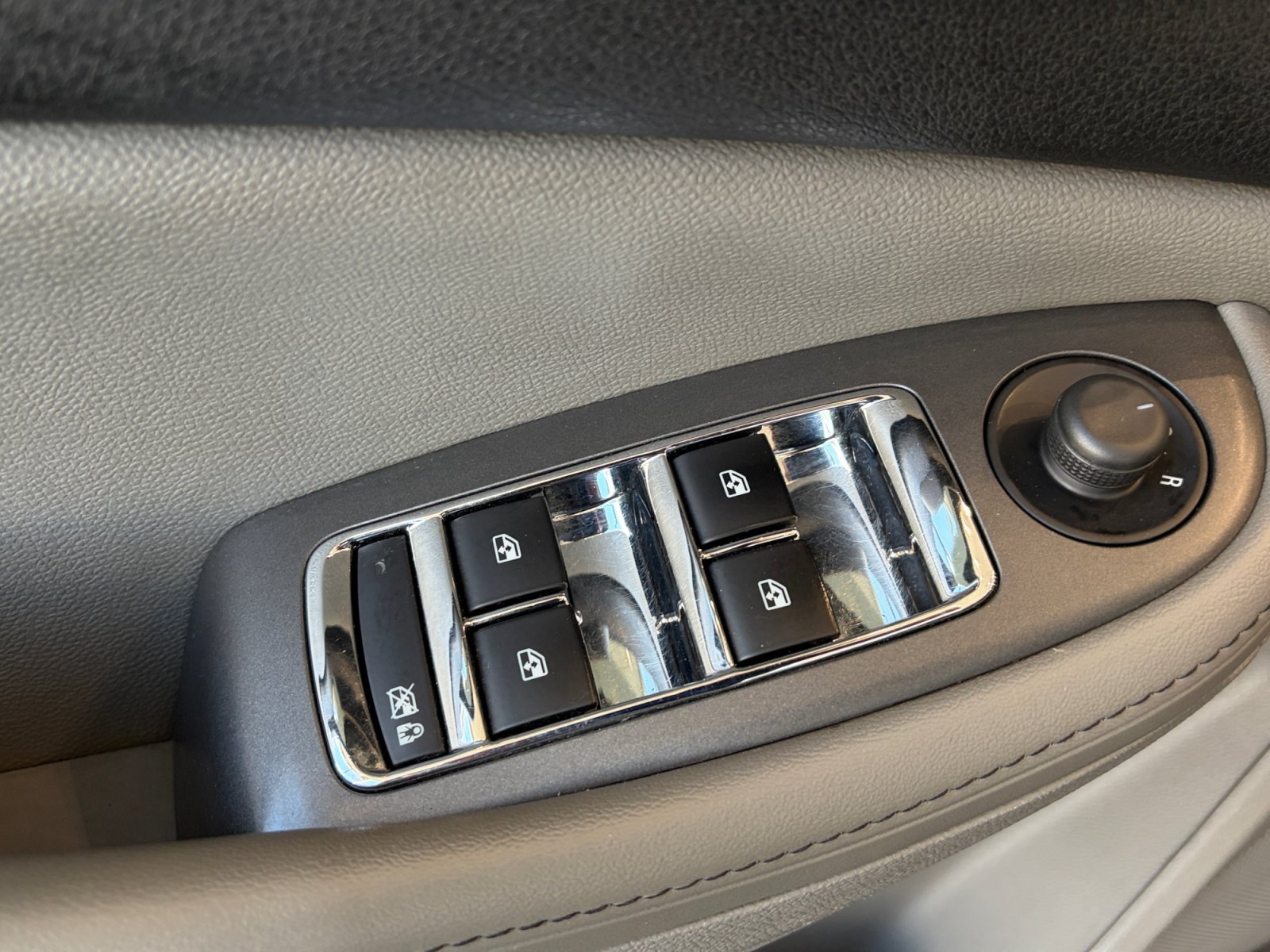 Used 2013 Chevrolet Malibu LS w/ Protection Package FWD image 13
