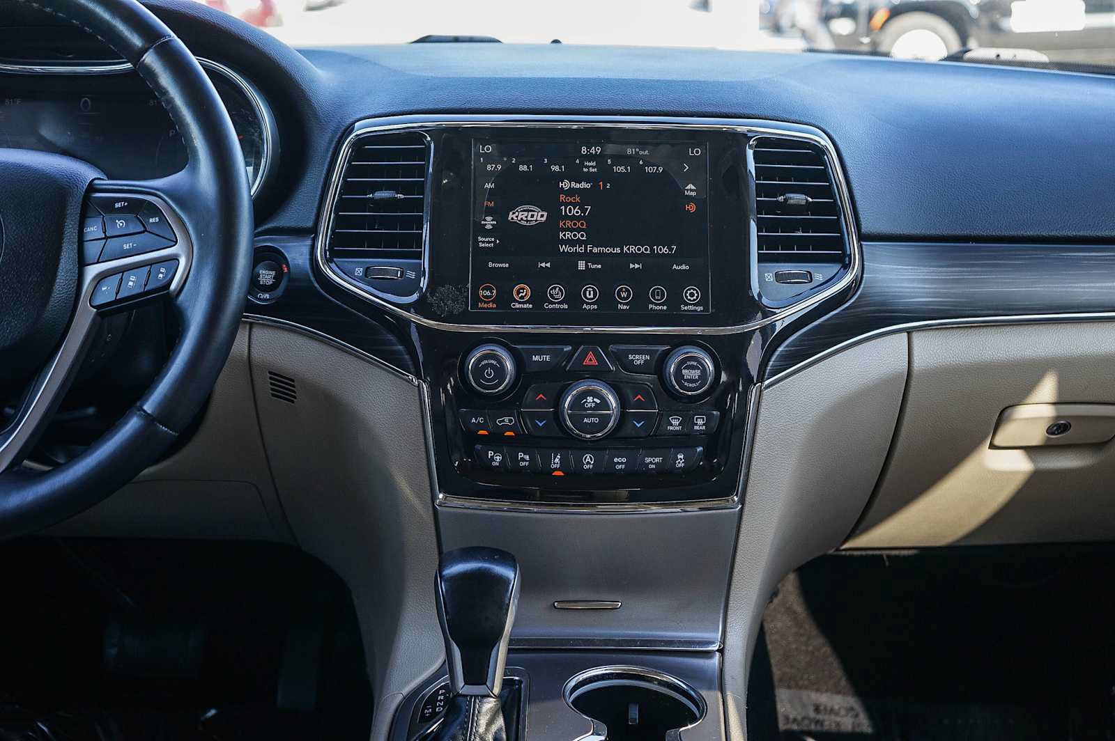 Used 2021 Jeep Grand Cherokee Limited AWD/4WD image 13