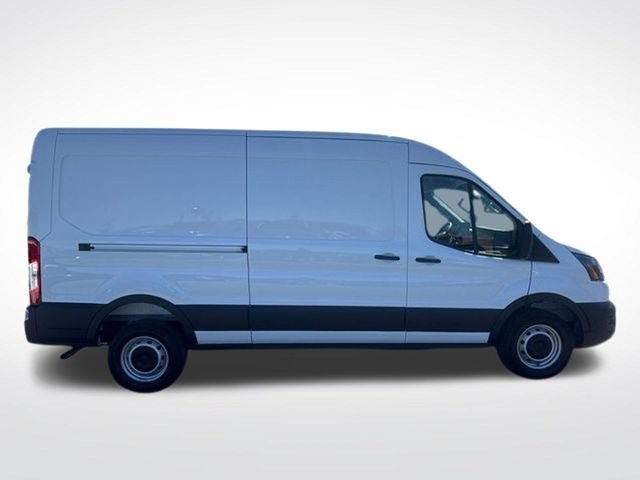 New 2026 Ford Transit 250 148 Medium Roof w/ Load Area Protection Package RWD image 7