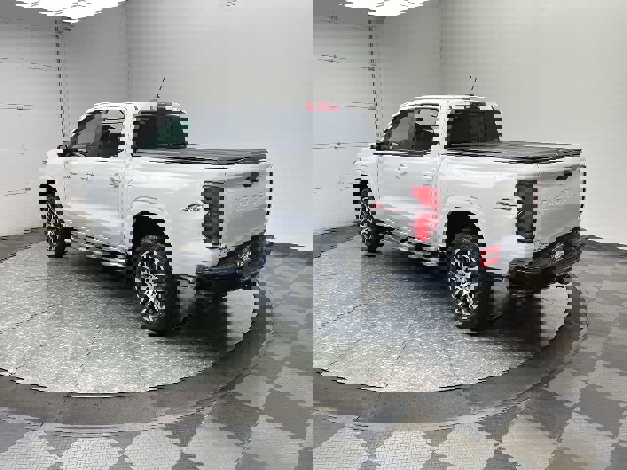 Certified 2024 Chevrolet Colorado Z71 w/ Z71 Convenience Package 2 image 2