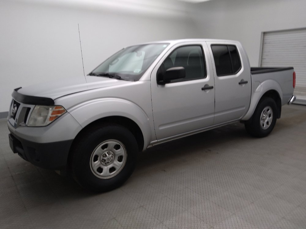 Used 2016 Nissan Frontier S RWD image 2