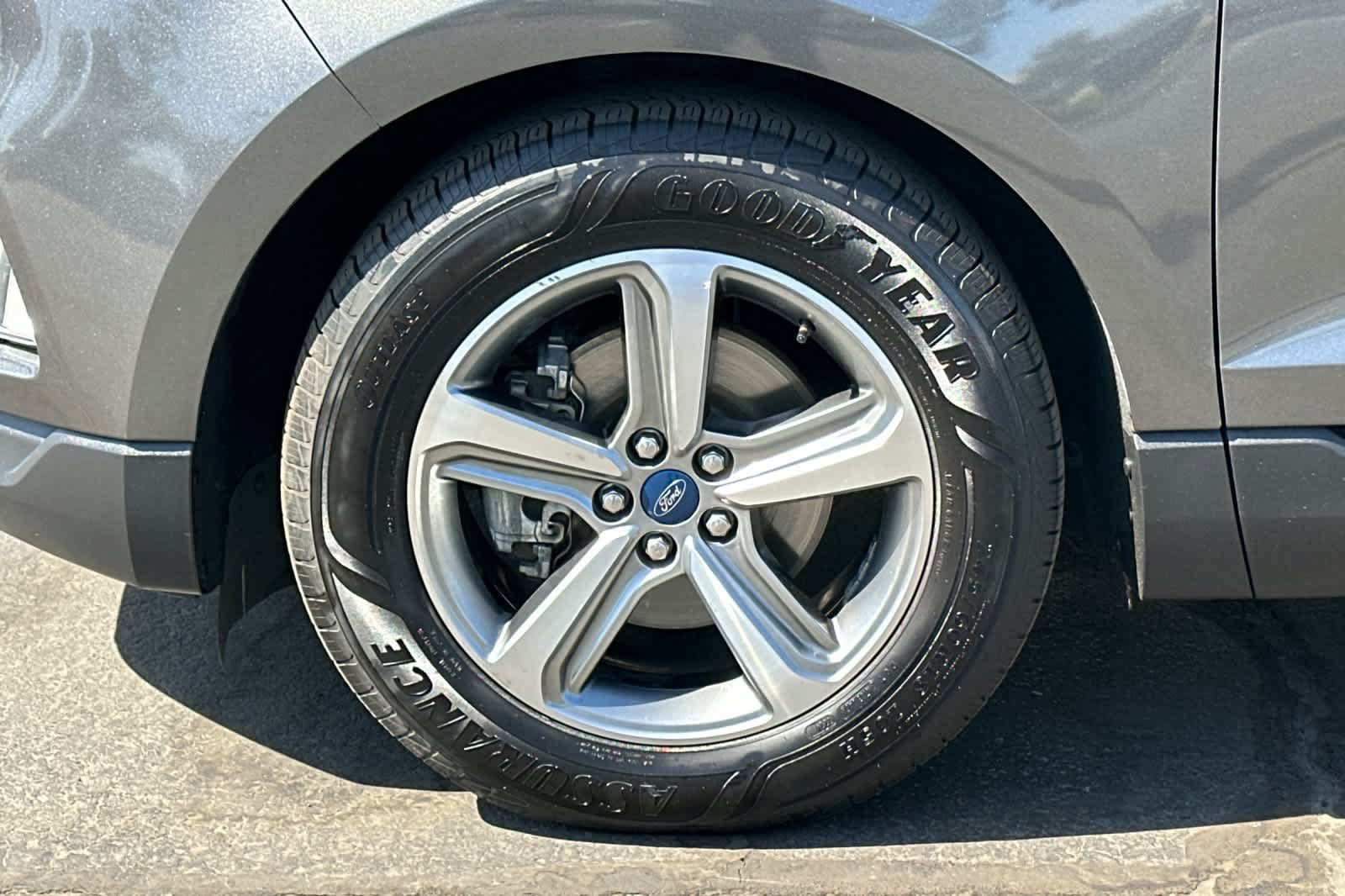 Certified 2019 Ford Edge SEL w/ Equipment Group 201A FWD image 27