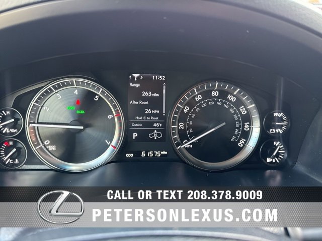 Used 2021 Lexus LX 570 4WD w/ 3rd Row & Luxury Pkg image 31