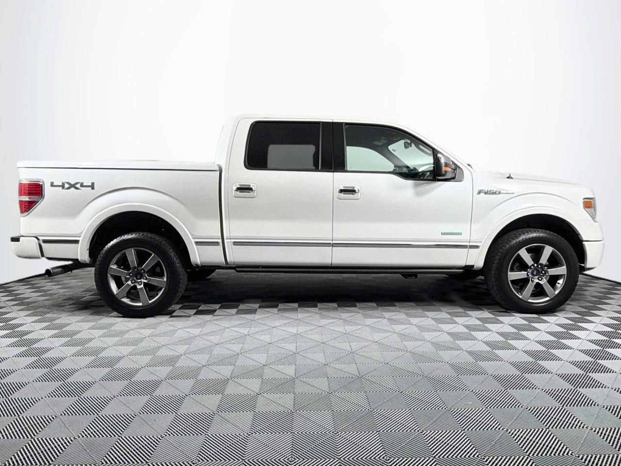 Used 2013 Ford F150 Platinum AWD/4WD image 26
