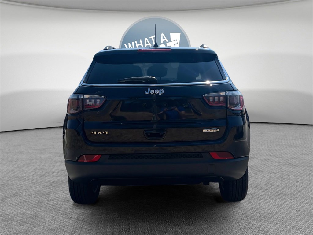 Used 2022 Jeep Compass Latitude image 4