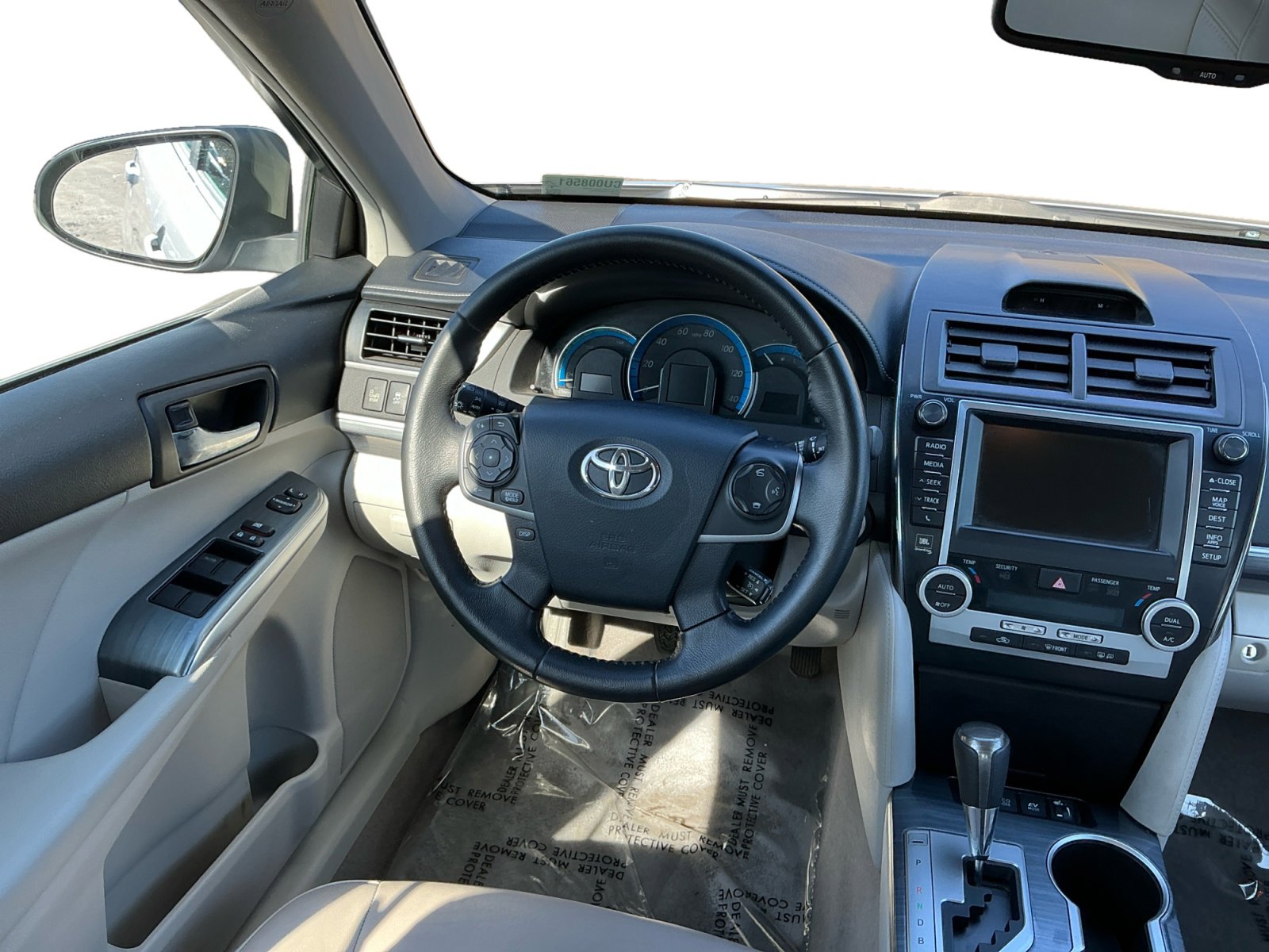 Used 2012 Toyota Camry XLE w/ Leather Pkg FWD image 11