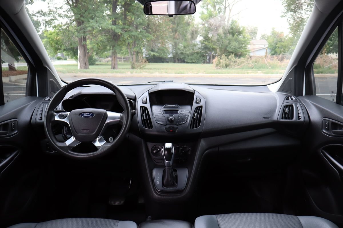 Used 2017 Ford Transit Connect XL FWD image 16