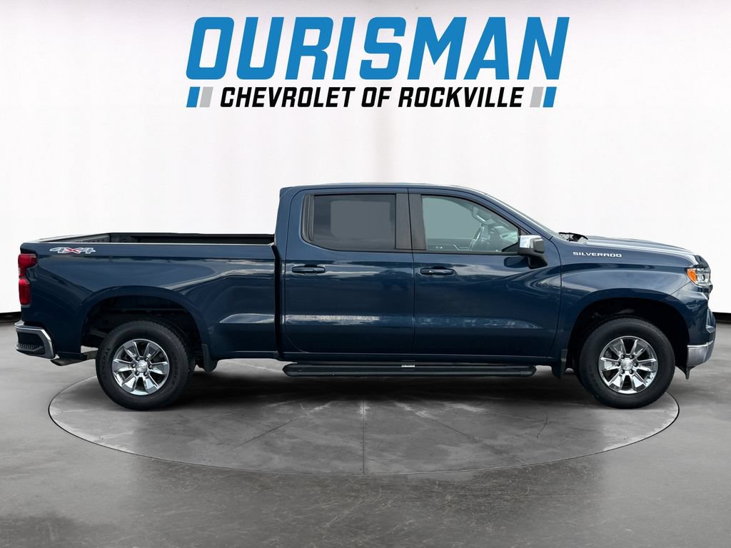 Used 2022 Chevrolet Silverado 1500 LT AWD/4WD image 7