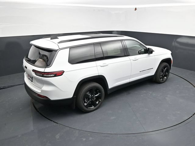 New 2026 Jeep Grand Cherokee L Limited w/ Limited Altitude Package AWD/4WD image 57