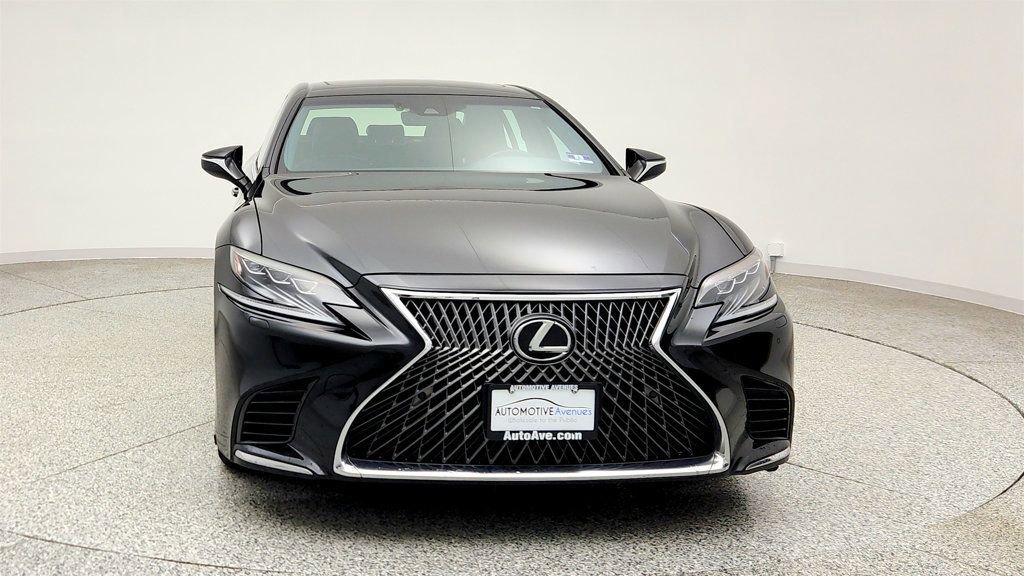 Used 2019 Lexus LS 500 AWD w/ Accessory Package (Z1) image 2