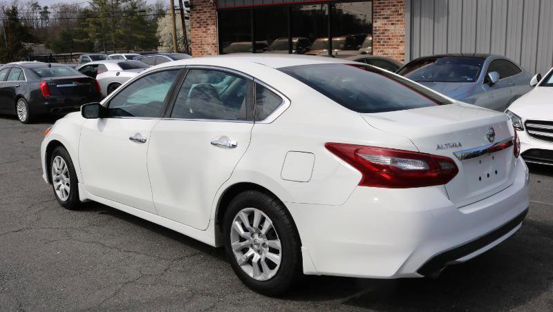 Used 2018 Nissan Altima 2.5 S w/ S Convenience Package FWD image 5