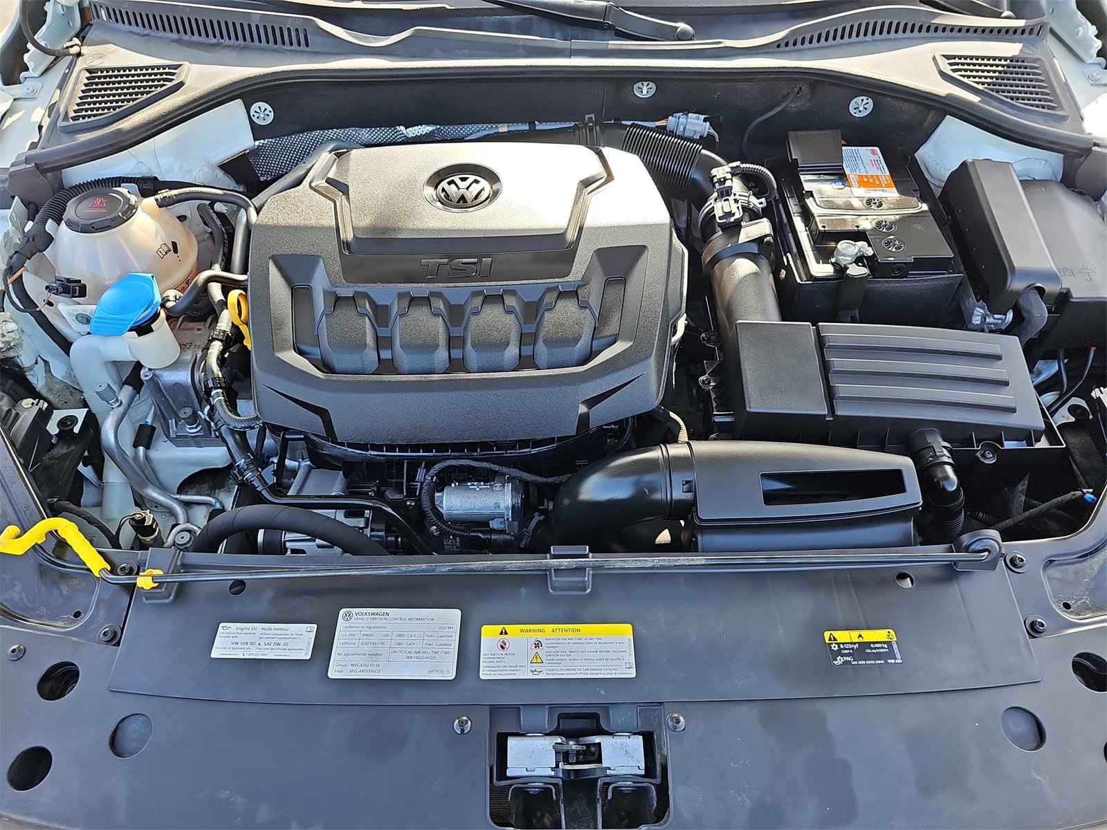 Used 2021 Volkswagen Passat 2.0T R-Line image 31