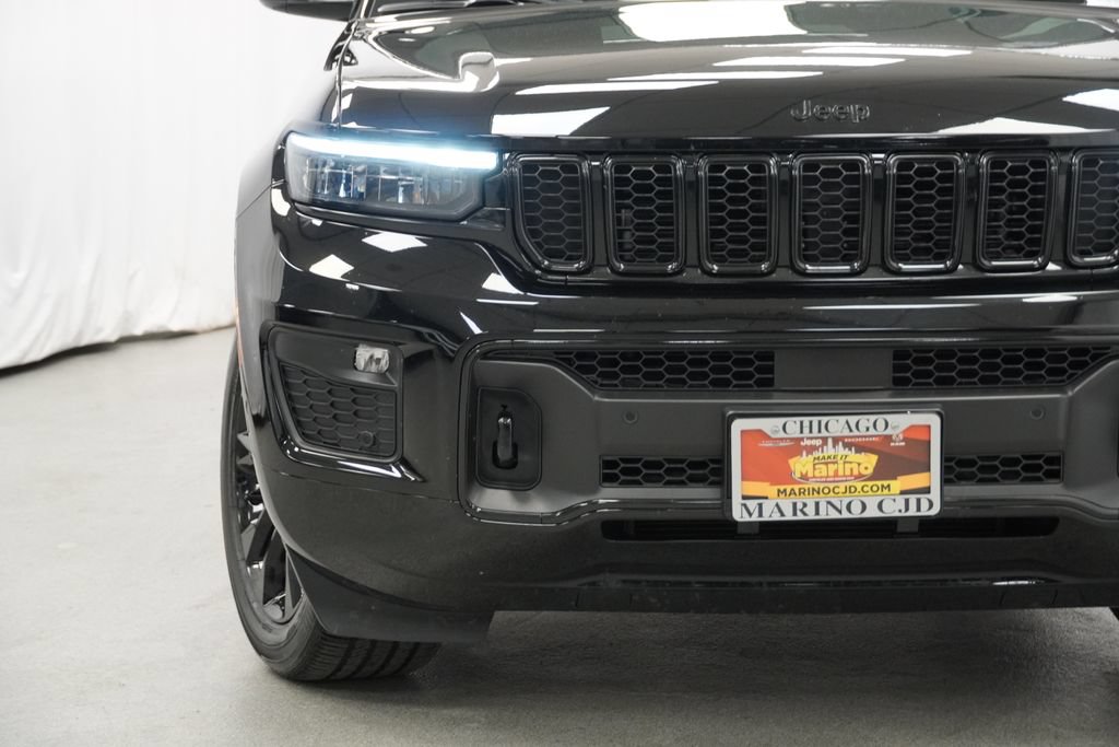 Certified 2023 Jeep Grand Cherokee Overland AWD/4WD image 7