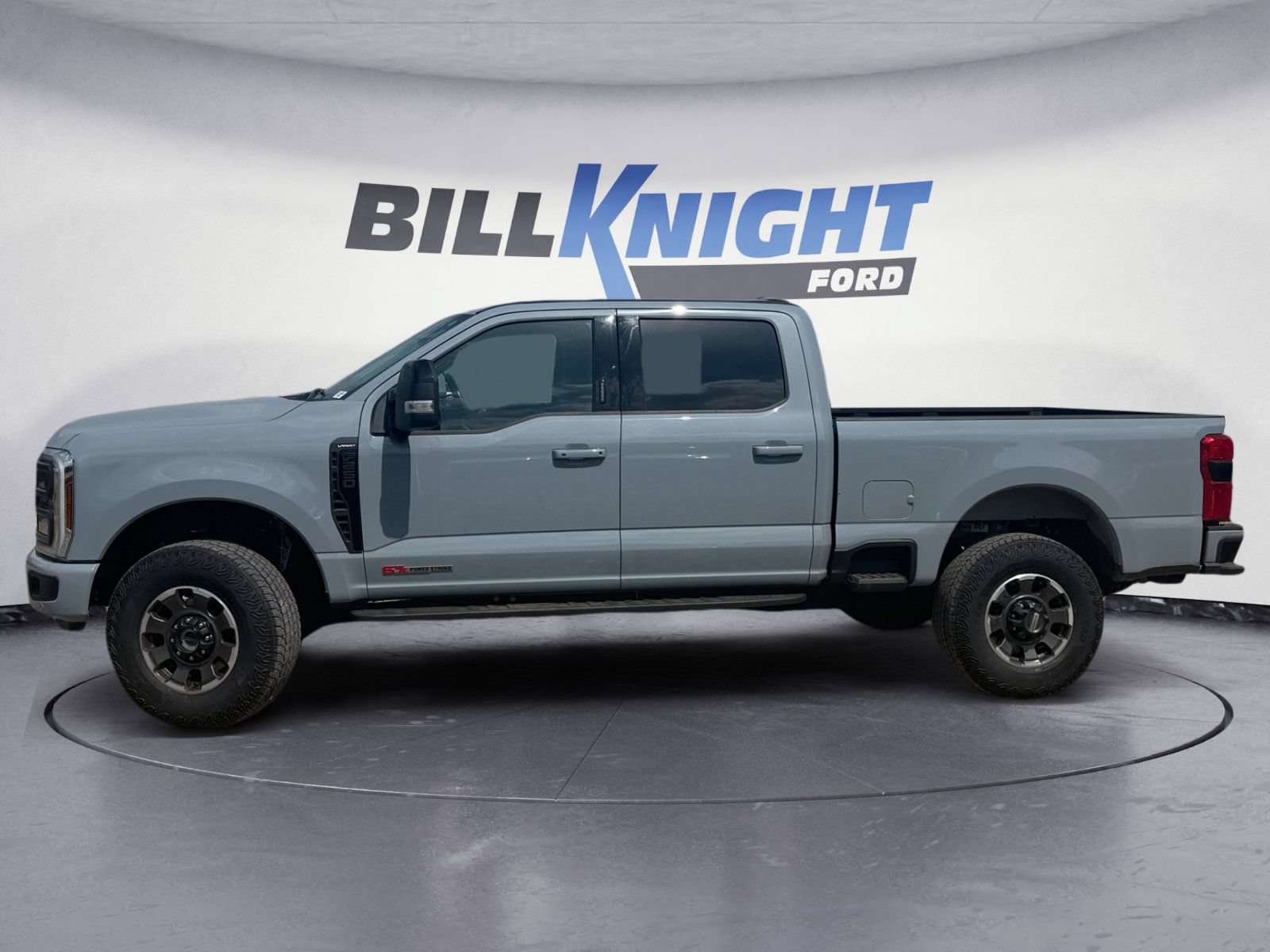 Used 2024 Ford F250 Lariat w/ Lariat Ultimate Package AWD/4WD image 2