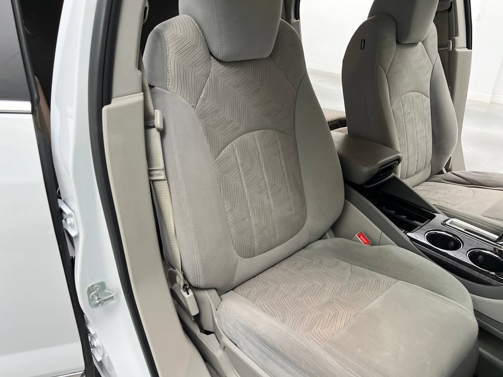 Used 2017 Buick Enclave Convenience FWD image 29