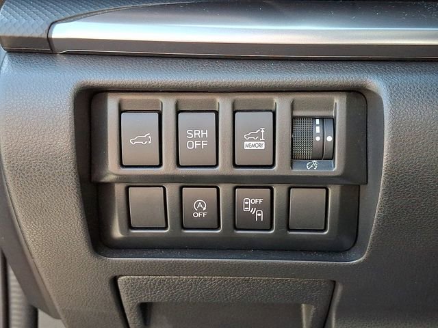 Used 2023 Subaru Forester Premium AWD/4WD image 26