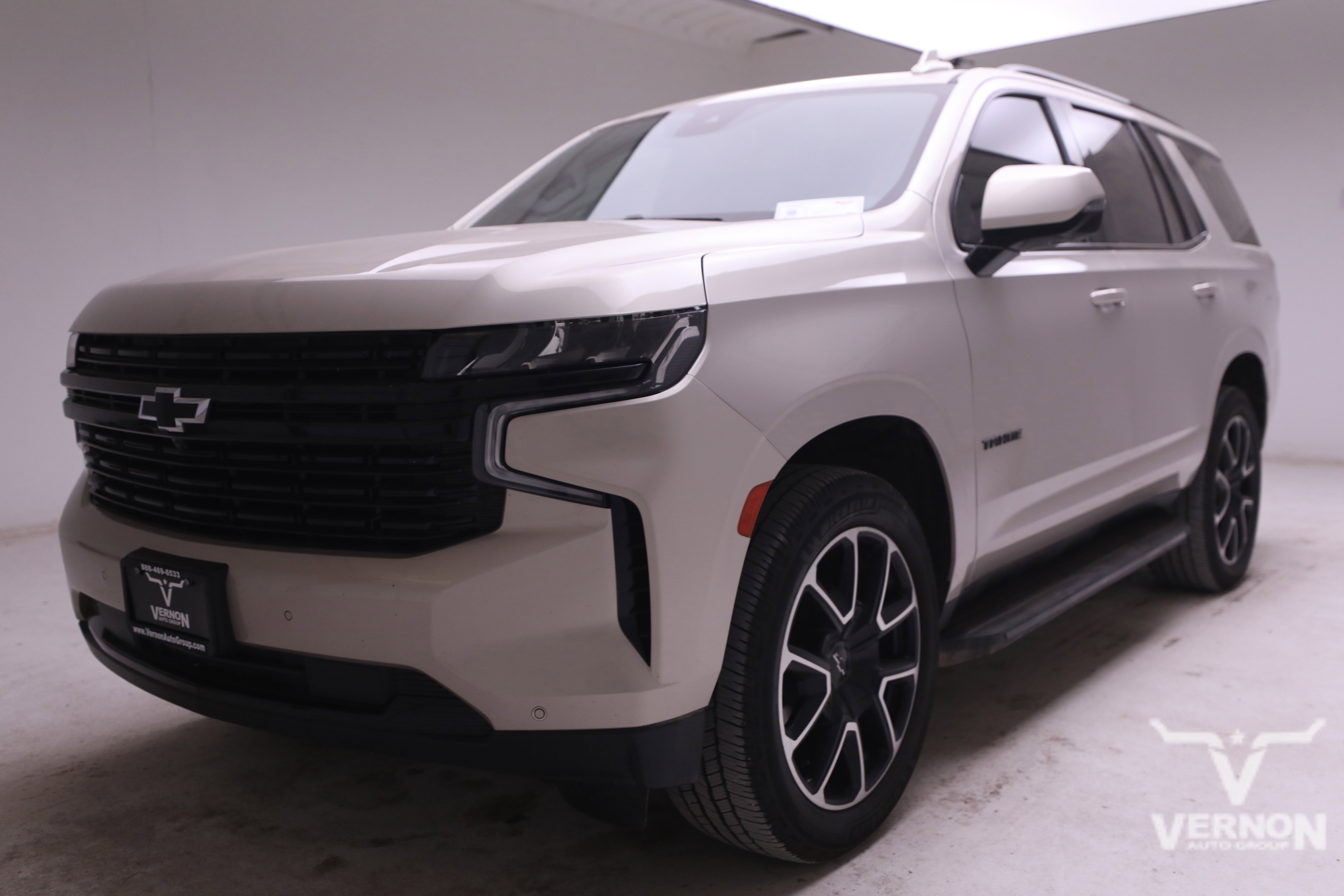 Used 2023 Chevrolet Tahoe RST w/ Luxury Package image 1