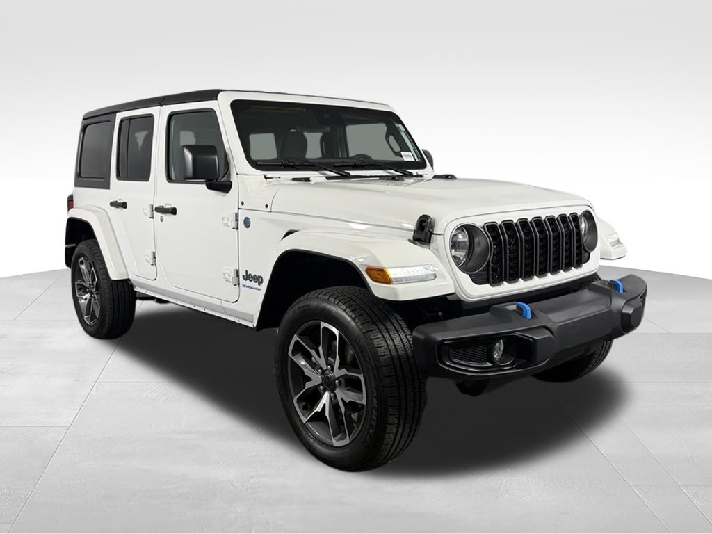 Used 2024 Jeep Wrangler Unlimited AWD/4WD image 4