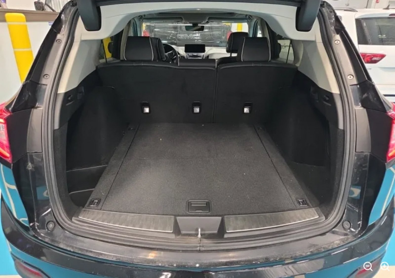 Used 2022 Acura RDX AWD w/ Advance Package image 12