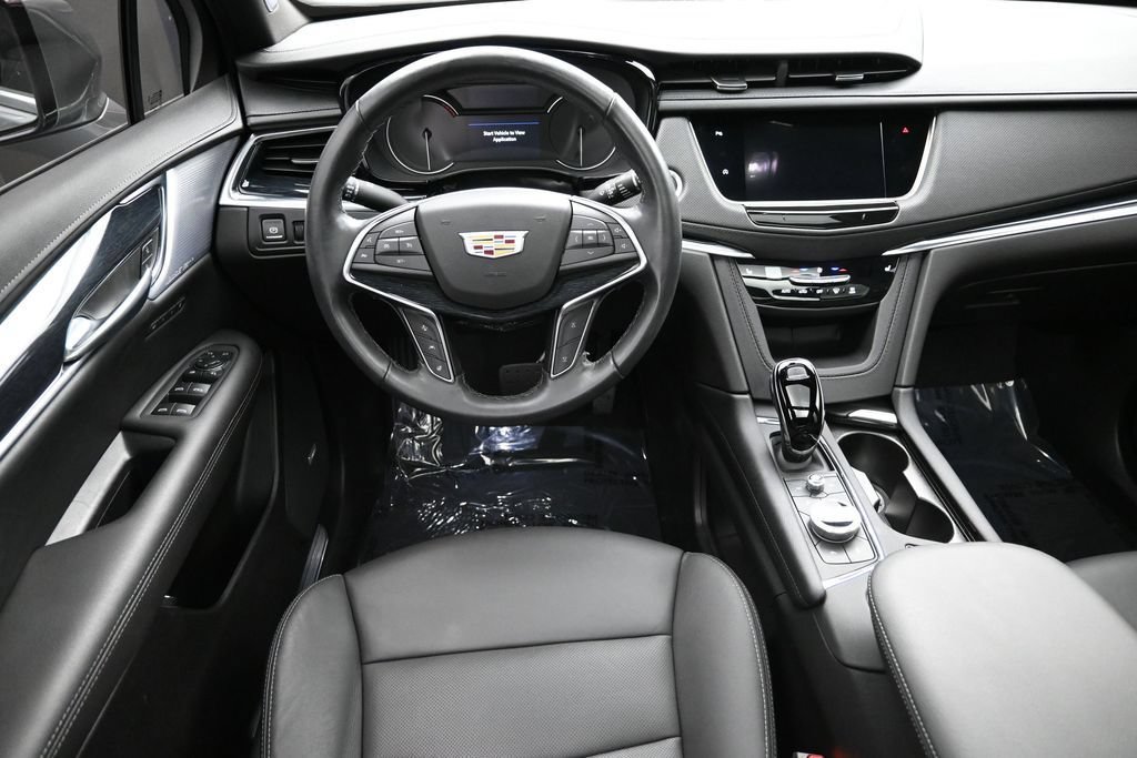 Certified 2024 Cadillac XT5 Premium Luxury AWD/4WD image 12