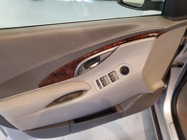 Used 2012 Buick LaCrosse Premium w/ Driver Confidence Package FWD image 11