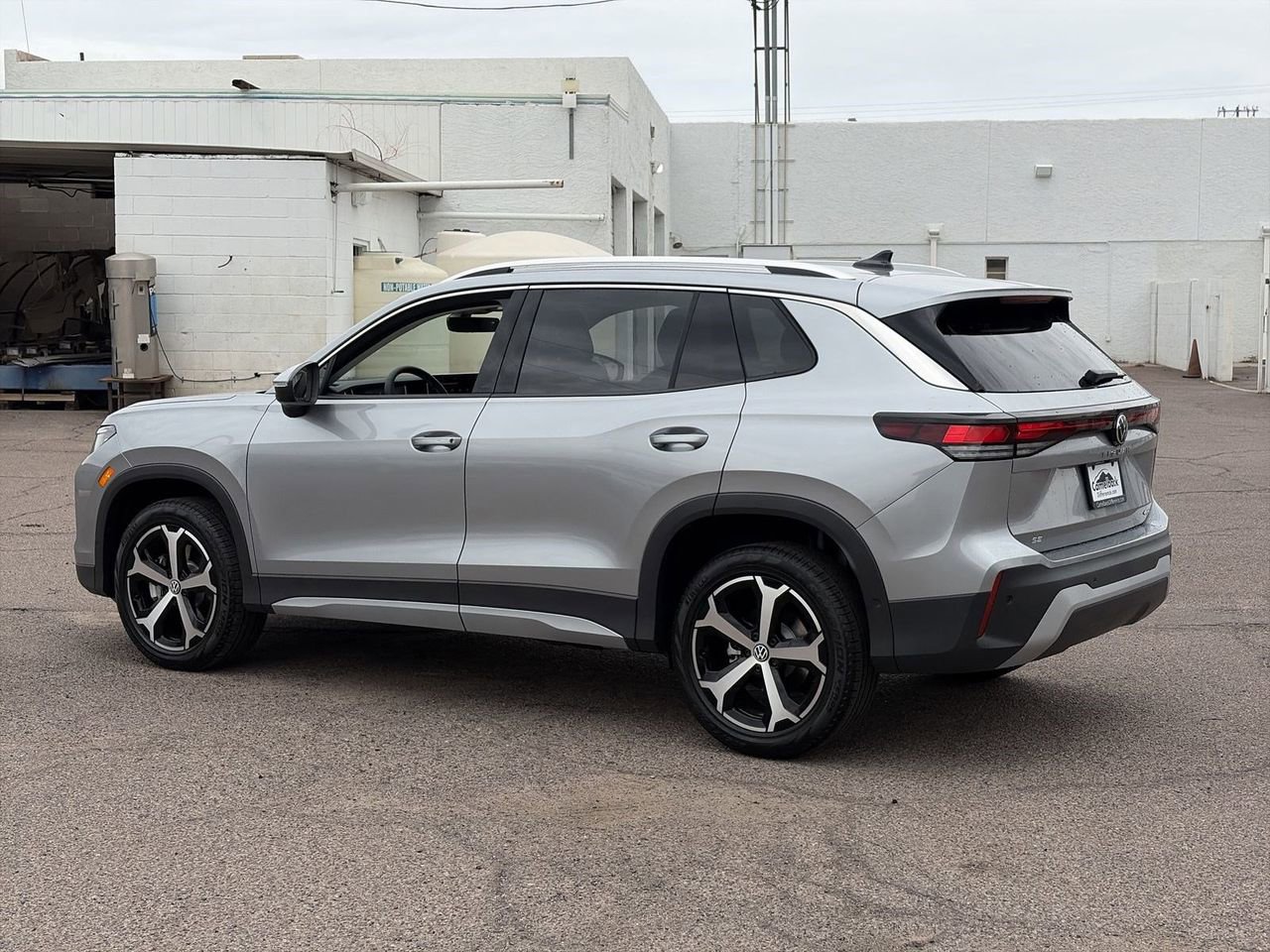 New 2026 Volkswagen Tiguan SE image 4