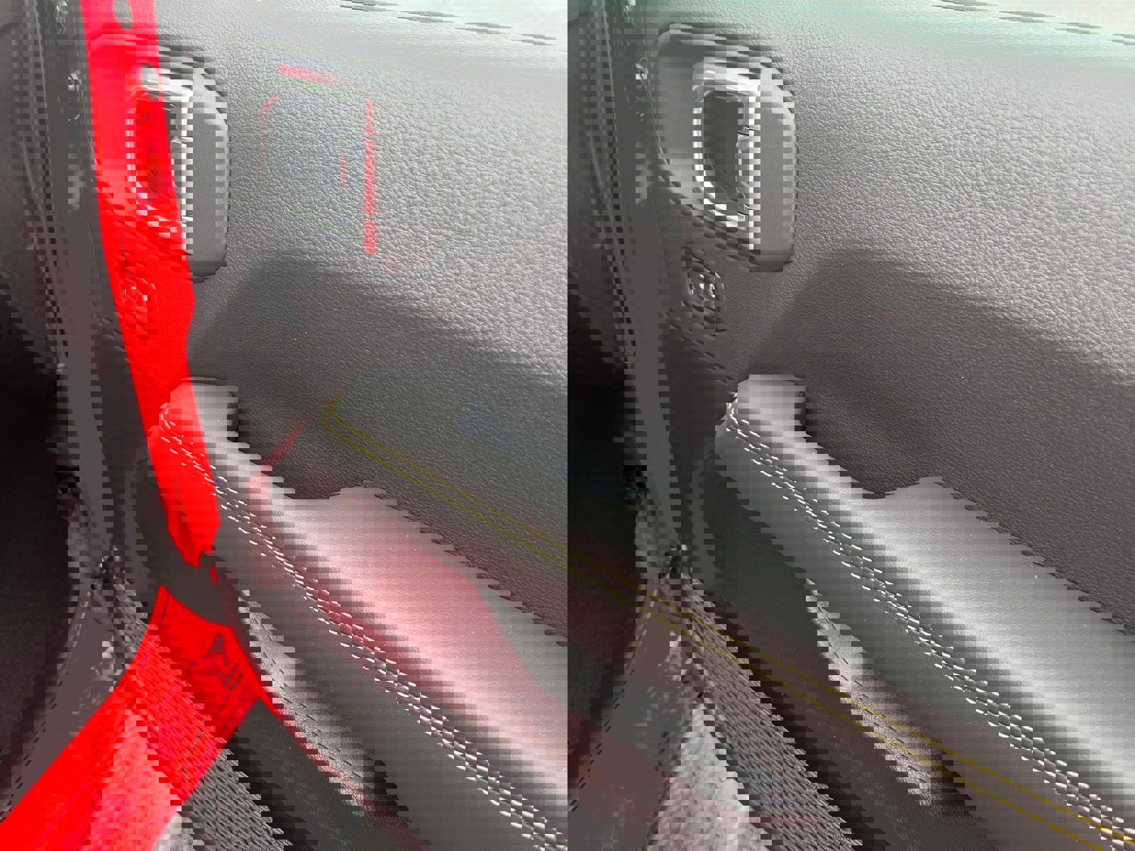 New 2024 Jeep Wrangler Unlimited Sahara image 23