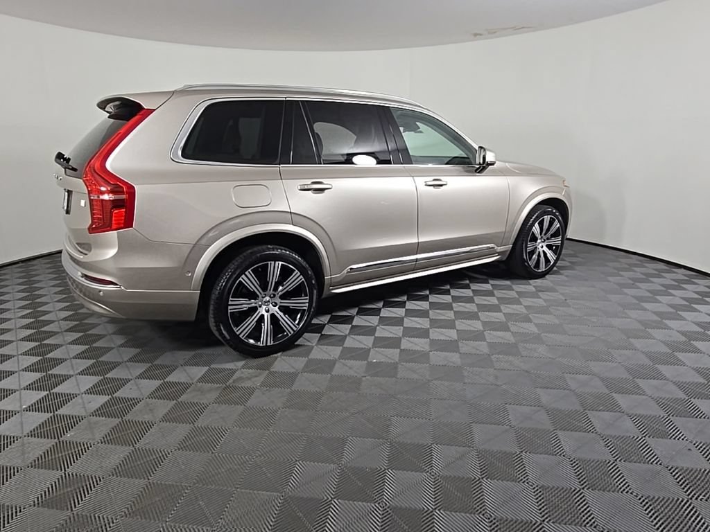 Certified 2024 Volvo XC90 T8 Plus AWD/4WD image 11