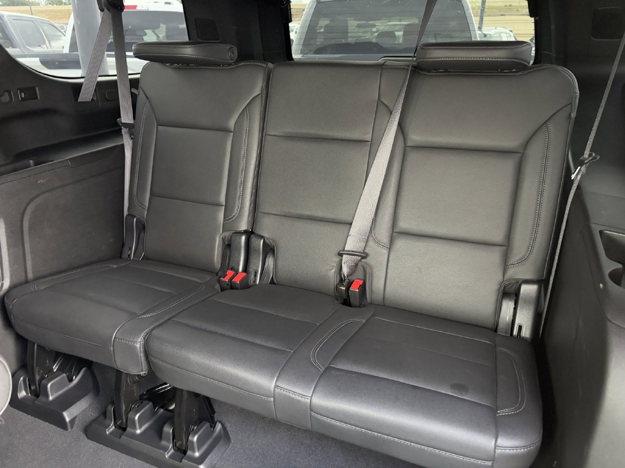 Used 2023 Chevrolet Suburban Z71 AWD/4WD image 29