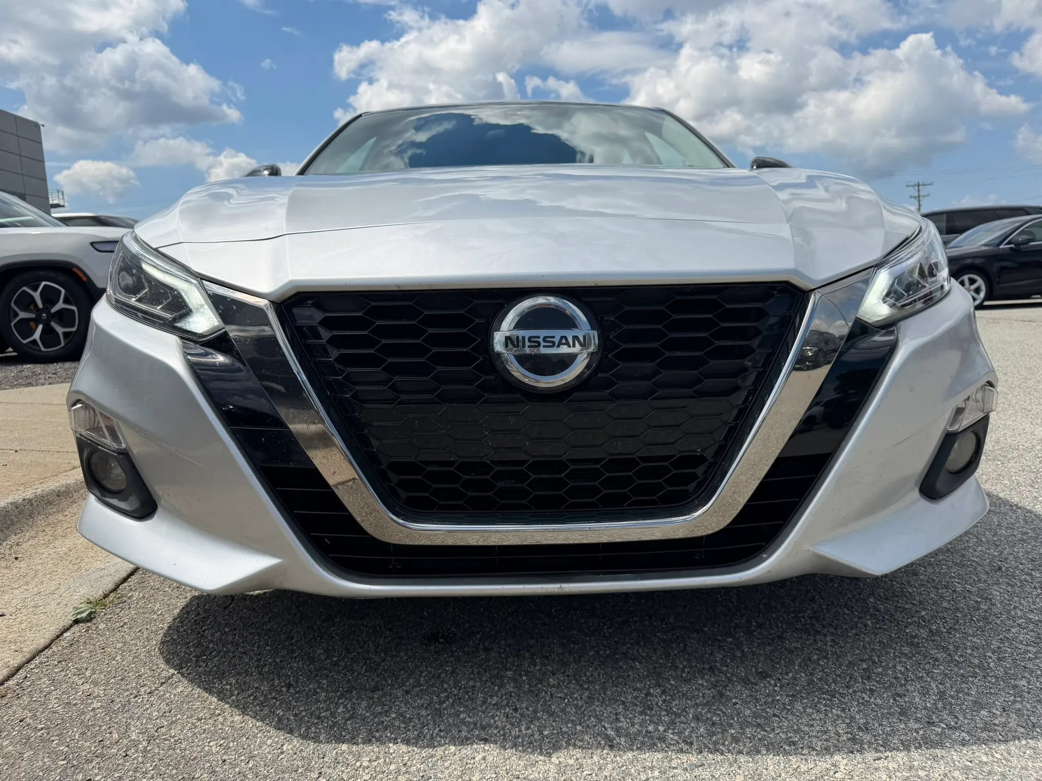 Used 2022 Nissan Altima 2.5 SR FWD image 22