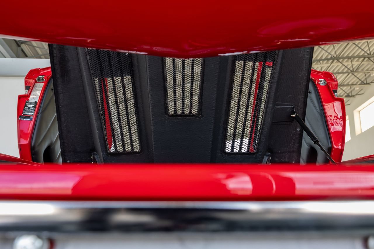 Used 1989 Lamborghini Countach Coupe RWD image 32