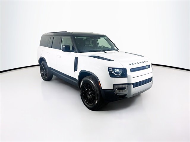 Used 2025 Land Rover Defender 130 S image 3