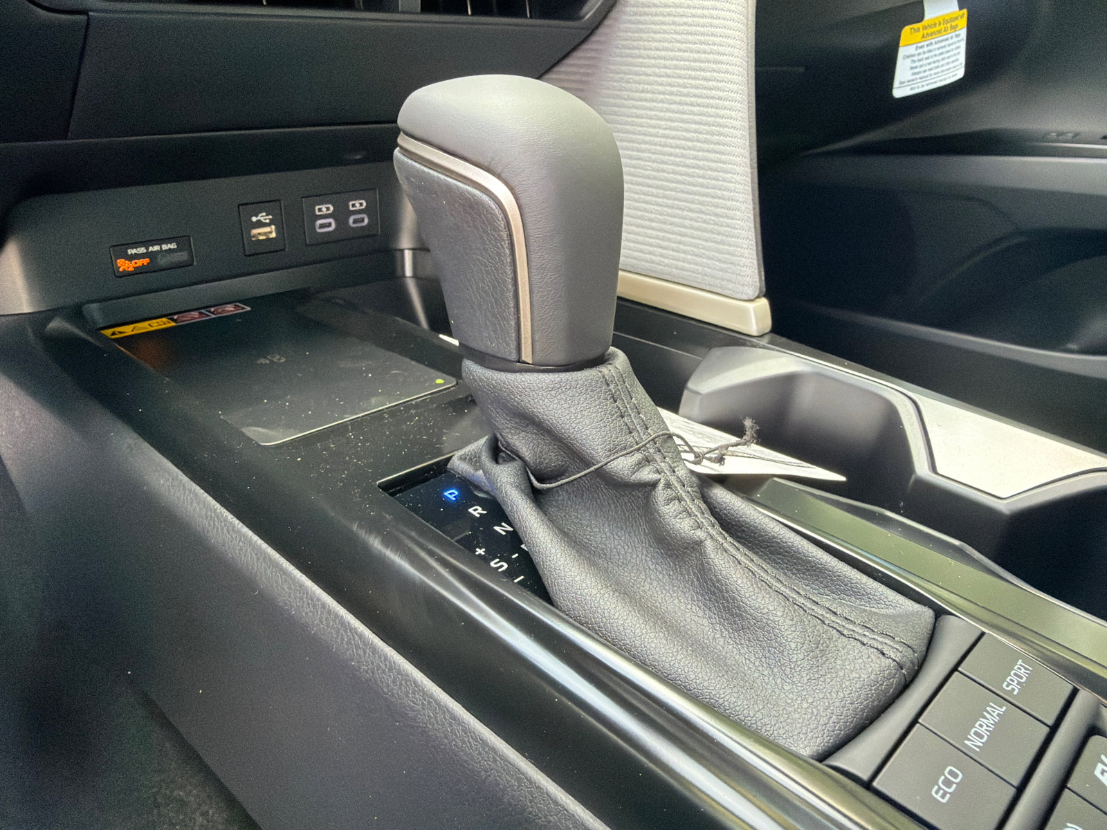 Used 2026 Toyota Camry SE FWD image 31