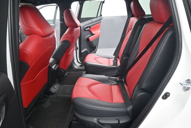 Used 2023 Toyota Highlander XSE FWD image 15
