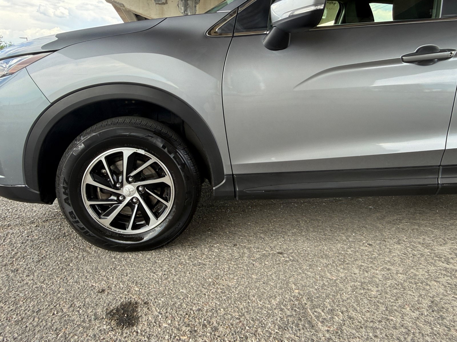Used 2020 Mitsubishi Eclipse Cross ES AWD/4WD image 9