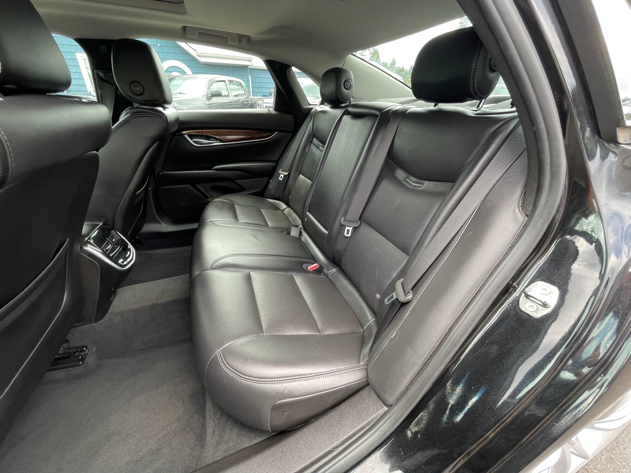 Used 2016 Cadillac XTS Premium AWD/4WD image 19